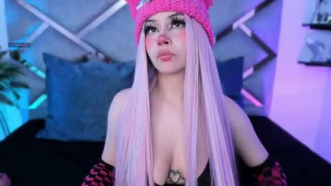 Keidy Monday to Saturday from 200 pm to 810pm  UTC-5 Colombia Time online show from 10/26/25, 07:36