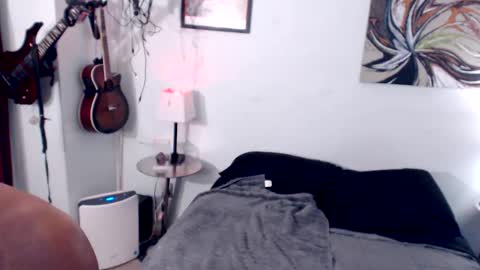 keiko online show from 03/10/26, 01:54