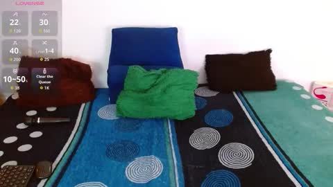 keila online show from 11/03/25, 08:21