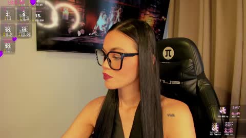 Keily brox online show from 06/14/26, 06:54