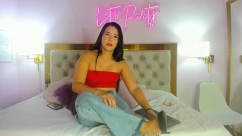 Snapshot of keily_florez chatting on 02/14/26, 11:51 Keily online show from 02/14/26, 11:51