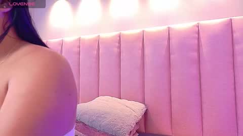 Keily Ross online show from 01/18/26, 03:49