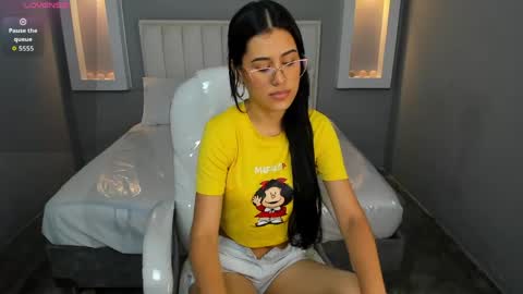 Keily Bennet online show from 04/15/26, 06:15