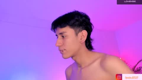 Alejandro Gonzalez online show from 11/02/25, 03:20