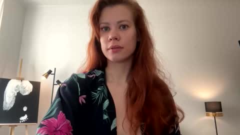 keira_knight online show from 09/18/25, 11:12