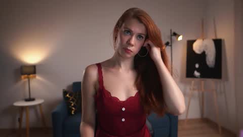 keira_knight online show from 10/07/25, 10:40