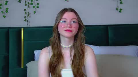 Keira online show from 02/26/25, 06:26