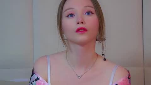 Keira online show from 03/15/26, 06:30