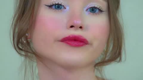 Snapshot of keiraace chatting on 05/09/26, 10:09 Keira online show from 05/09/26, 10:09