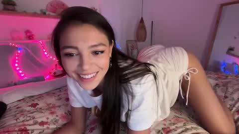 keira online show from 11/03/25, 12:13