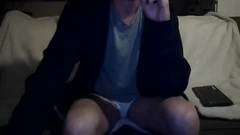 Snapshot of keiser1771 chatting on 09/17/25, 08:16 keiser1771 online show from 09/17/25, 08:16