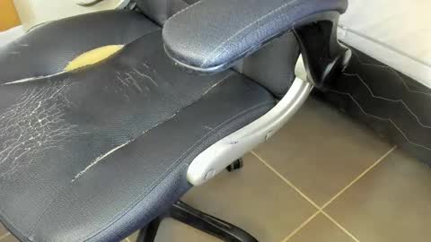 keisy_sanchez online show from 11/28/25, 11:02