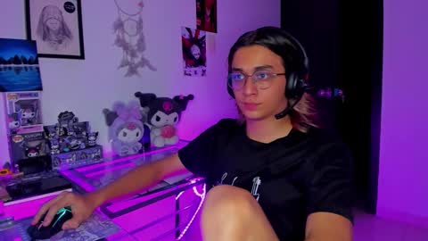 Keita moon online show from 03/04/26, 01:33