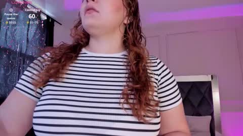 Snapshot of keitlynsoto chatting on 11/08/25, 12:05 Sofia online show from 11/08/25, 12:05