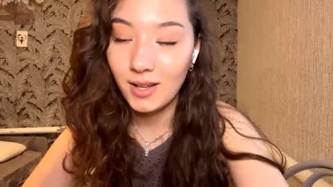 Kely online show from 09/18/25, 11:12