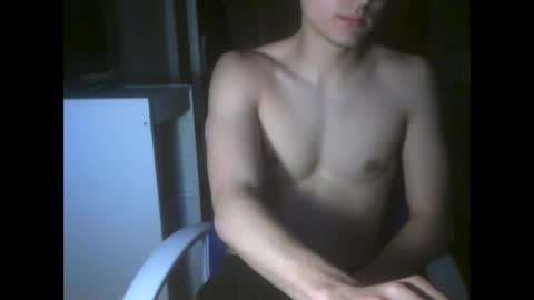 kell_yn16 online show from 05/25/26, 06:47