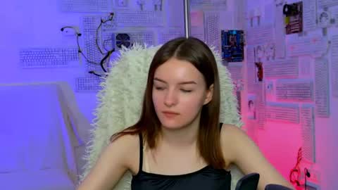 Snapshot of kelliebanshe chatting on 07/04/26, 04:18 kelliebanshe online show from 07/04/26, 04:18