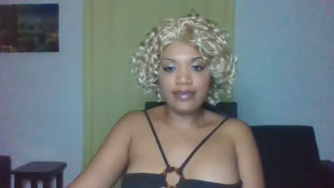 Snapshot of kelliecapri chatting on 06/29/26, 10:15 Kellie online show from 06/29/26, 10:15