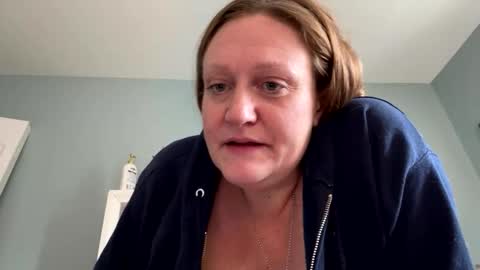 kellilyn10 online show from 04/18/26, 06:45