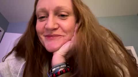 kellilyn10 online show from 04/21/26, 02:51
