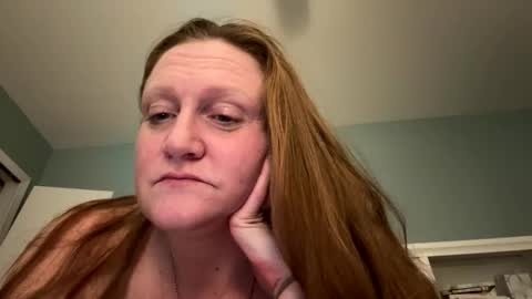 kellilyn10 online show from 04/22/26, 08:39