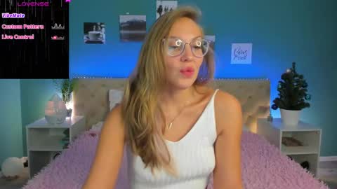 Snapshot of kelly__hardy chatting on 12/26/24, 12:46 Kelly Hardy GTM3 Mon Wed Thu 0400 am-1030pm online show from 12/26/24, 12:46