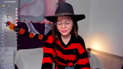 Kelly online show from 10/25/25, 01:02