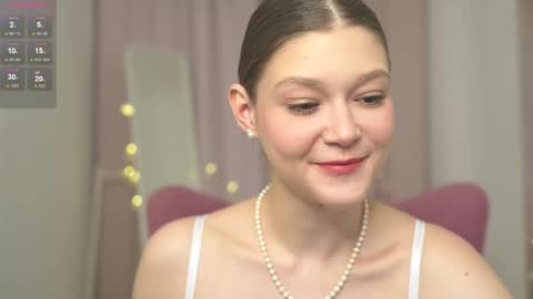 Snapshot of kelly_ember chatting on 10/10/25, 02:49 KELLY online show from 10/10/25, 02:49