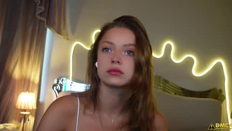 Snapshot of kelly_peachpiee chatting on 03/02/26, 05:19 Kelly online show from 03/02/26, 05:19