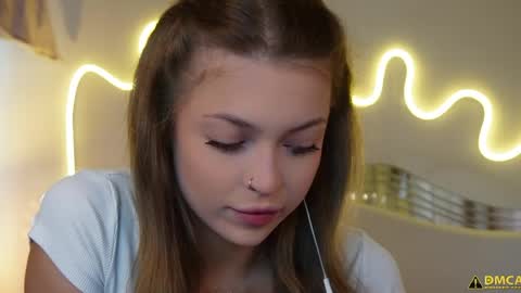 Kelly online show from 04/05/26, 05:04