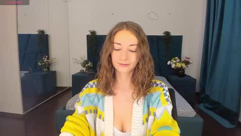 Kelly XO online show from 12/06/24, 10:27