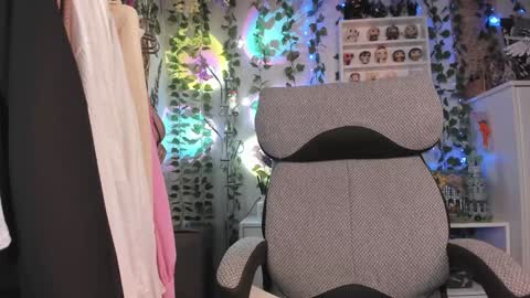 Leia online show from 12/02/24, 08:19