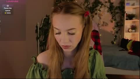 Kelly online show from 04/08/26, 01:11