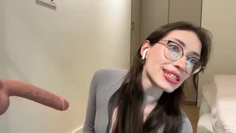 Kelly online show from 01/13/26, 05:40