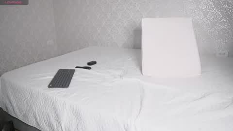 vanessa online show from 09/30/25, 01:21