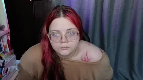 Kellyfiery online show from 06/14/26, 01:57