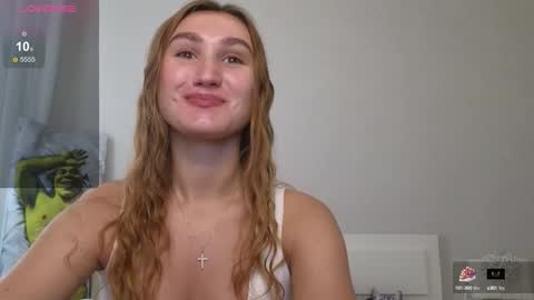 Snapshot of kellykeat chatting on 09/09/25, 08:25 Princess Kelly online show from 09/09/25, 08:25