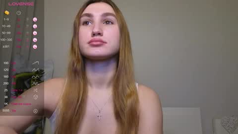 Snapshot of kellykeat chatting on 11/21/25, 11:03 Princess Kelly online show from 11/21/25, 11:03