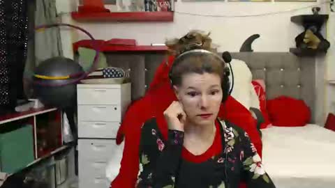 kelly online show from 02/14/25, 10:14