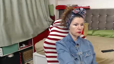 kelly online show from 12/04/25, 03:49