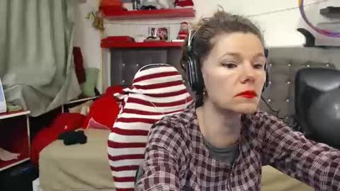 kelly online show from 01/10/26, 02:24