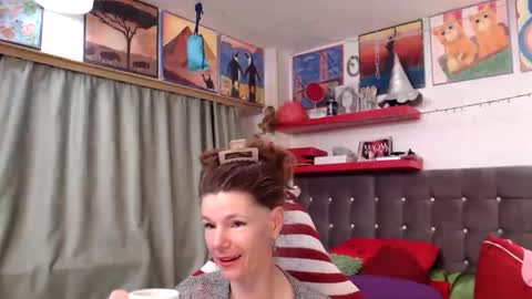 Snapshot of kellynumber chatting on 04/23/26, 02:35 kelly online show from 04/23/26, 02:35