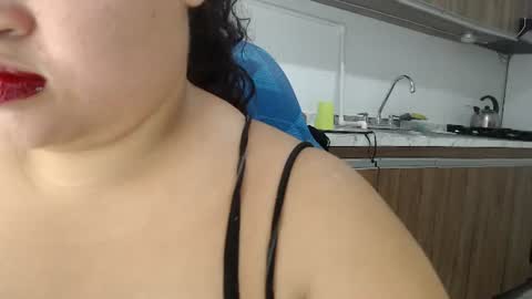 KELLY LUNA  online show from 08/02/26, 07:23