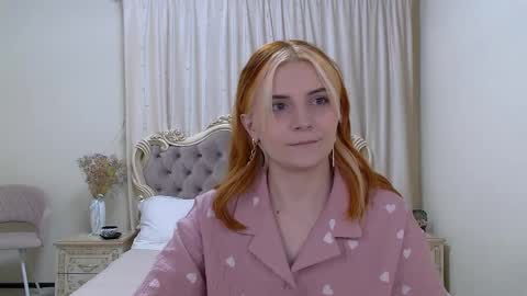 Kelly Stoneys online show from 02/04/25, 06:17