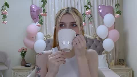 Kelly Stoneys online show from 03/07/25, 12:01