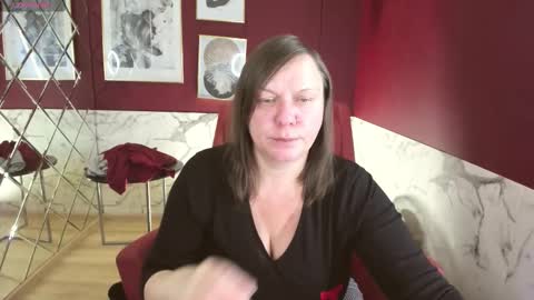 Kelly online show from 11/25/25, 05:29