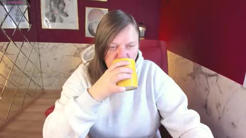 Kelly online show from 02/02/26, 07:40