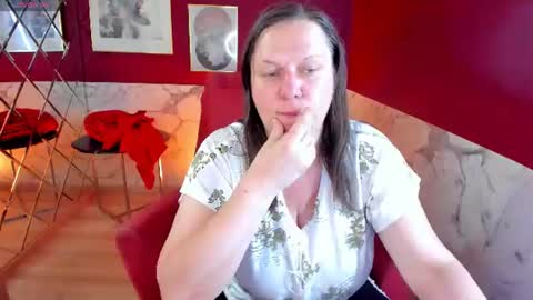 Snapshot of kellysuper chatting on 06/15/26, 08:00 Kelly online show from 06/15/26, 08:00