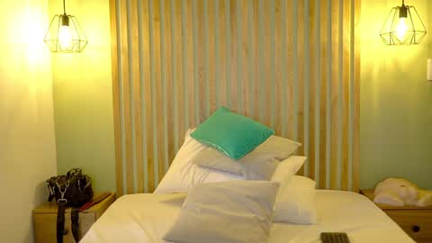 Kelly online show from 01/11/25, 03:09