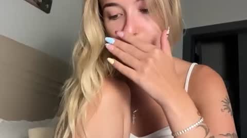 Snapshot of kelseyblu chatting on 07/18/26, 02:49 Kelsey Blu online show from 07/18/26, 02:49